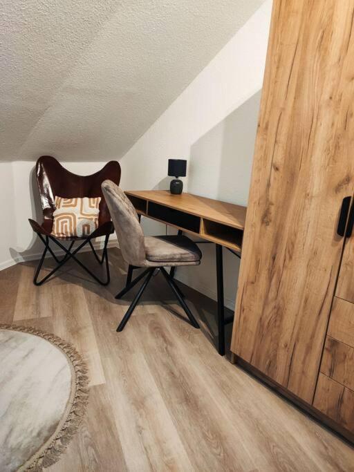 Stylische Altstadtwohnung - Netflix - Smart Tv - Schlafsofa Fuer 3 Personen Erfurt Extérieur photo