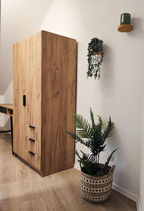 Stylische Altstadtwohnung - Netflix - Smart Tv - Schlafsofa Fuer 3 Personen Erfurt Extérieur photo